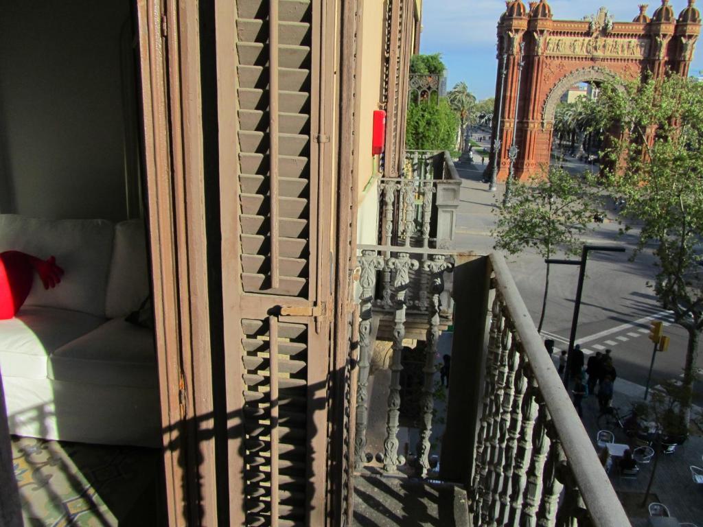 My Space Barcelona Pool City Center Ngoại thất bức ảnh