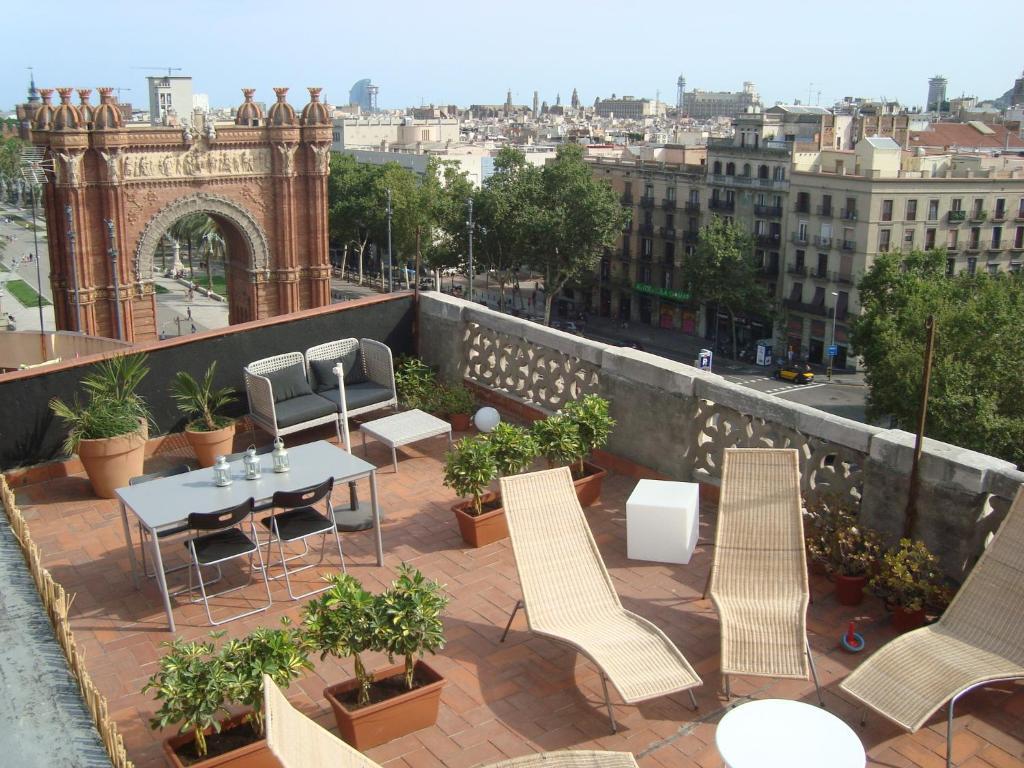 My Space Barcelona Pool City Center Ngoại thất bức ảnh