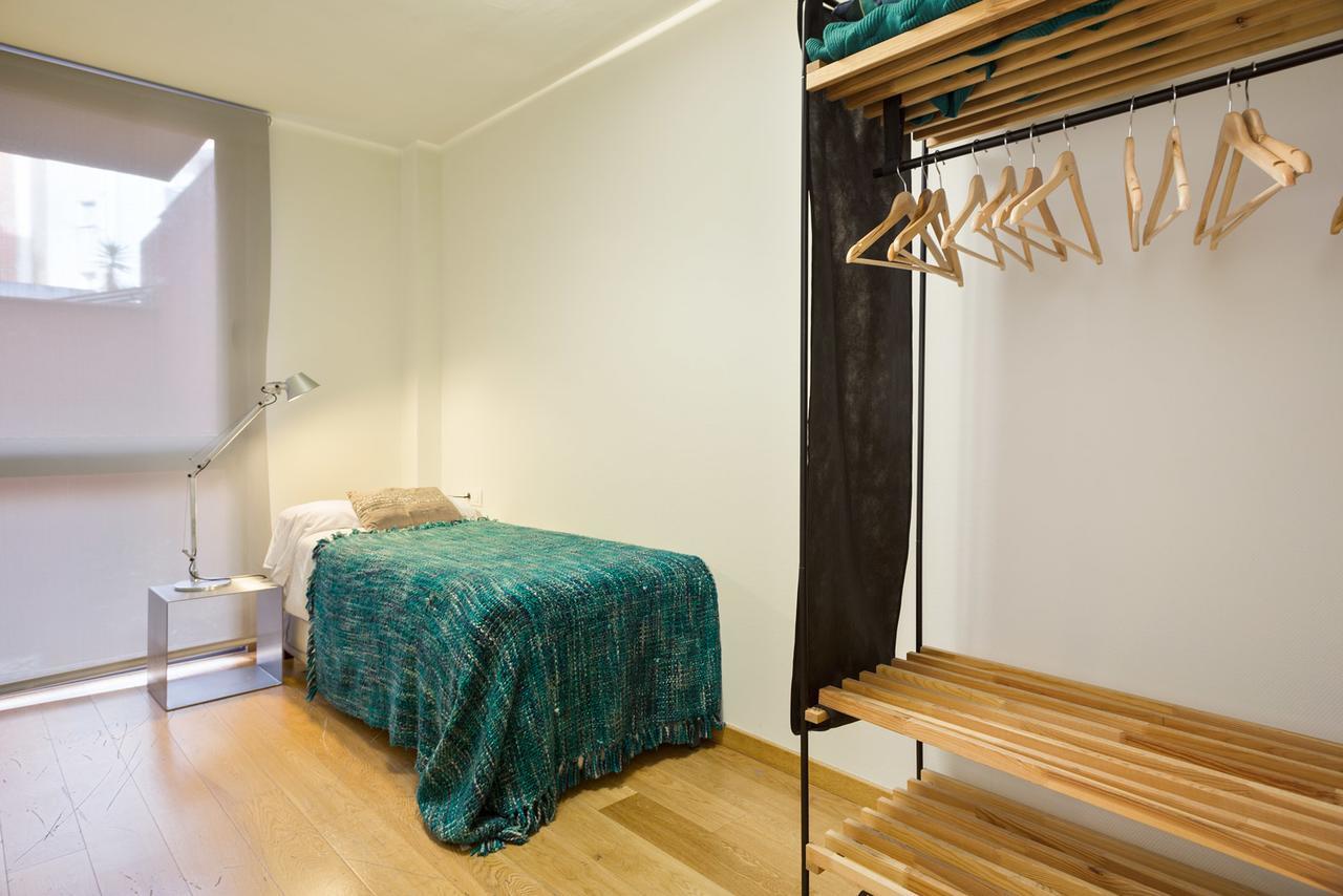 My Space Barcelona Pool City Center Ngoại thất bức ảnh