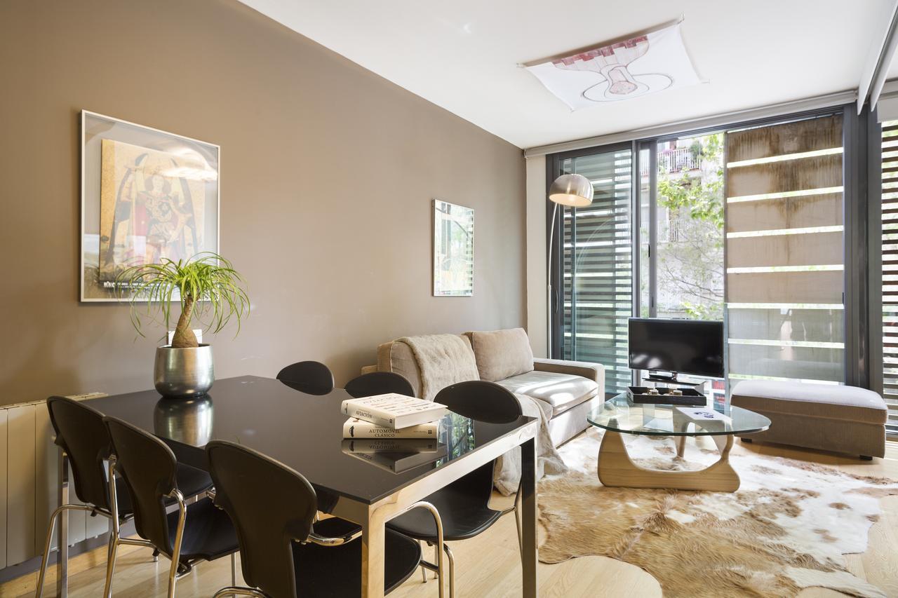 My Space Barcelona Pool City Center Ngoại thất bức ảnh
