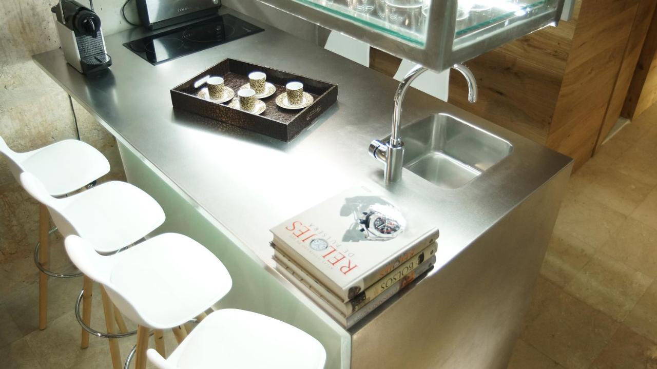 My Space Barcelona Pool City Center Ngoại thất bức ảnh