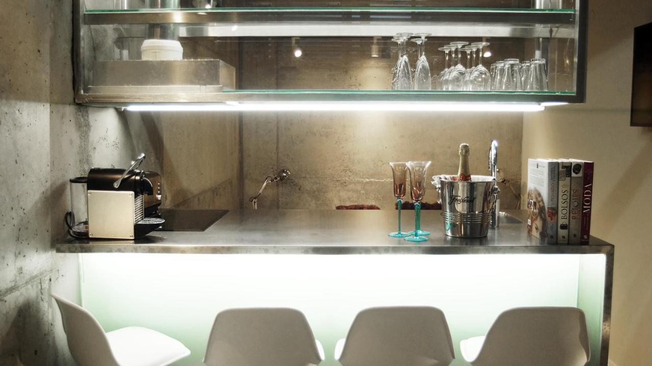My Space Barcelona Pool City Center Ngoại thất bức ảnh