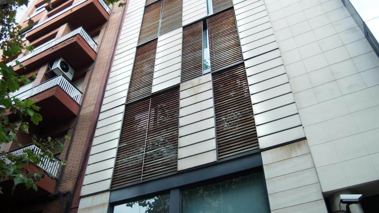 My Space Barcelona Pool City Center Ngoại thất bức ảnh
